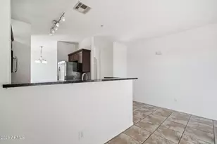 2725 E Mine Creek Rd, Phoenix, AZ 85024 - Photo 7