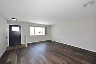 10002 W Tarrytown Ave, Sun City, AZ 85351 - Photo 5