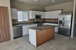 36337 W Velazquez Dr, Maricopa, AZ 85138 - Photo 7