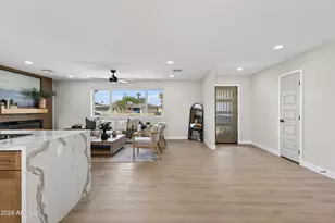 3422 S Terrace Rd, Tempe, AZ 85282 - Photo 9