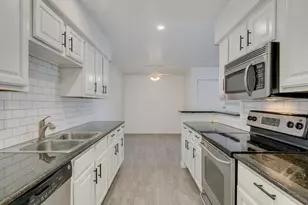 5995 N 78th St, Scottsdale, AZ 85250 - Photo 5