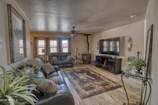 2210 Sitgreaves Dr, Overgaard, AZ 85933 - Photo 5