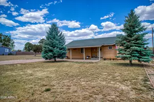 2210 Sitgreaves Dr, Overgaard, AZ 85933 - Photo 27