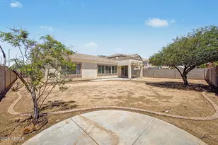 13665 W Crocus Dr, Surprise, AZ 85379 - Photo 29