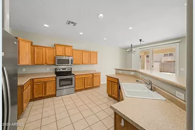 13665 W Crocus Drive, Surprise, AZ 85379 - Photo 9