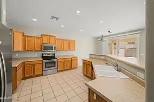 13665 W Crocus Dr, Surprise, AZ 85379 - Photo 9