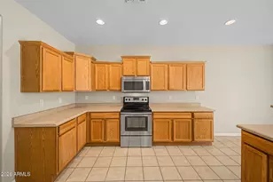 13665 W Crocus Dr, Surprise, AZ 85379 - Photo 11