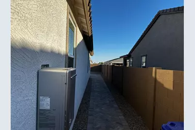3269 E Baler Drive, San Tan Valley, AZ 85140 - Photo 9