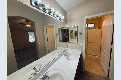24642 N 36th Avenue, Glendale, AZ 85310 - Photo 17