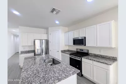 11326 E Upton Avenue, Mesa, AZ 85212 - Photo 9