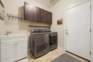 12032 W Via Del Sol Ct, Sun City, AZ 85373 - Photo 21
