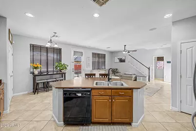 2910 S 88th Avenue, Tolleson, AZ 85353 - Photo 11