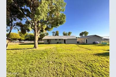 11202 W Winslow Avenue, Tolleson, AZ 85353 - Photo 37
