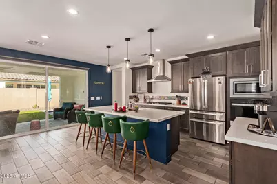 17400 W Auburn Street, Surprise, AZ 85388 - Photo 11