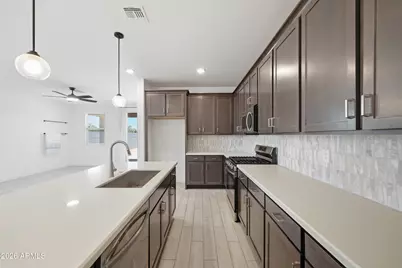 17068 W Maya Way, Surprise, AZ 85387 - Photo 13