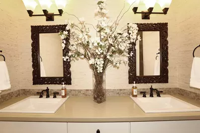 5804 N Scottsdale Road, Paradise Valley, AZ 85253 - Photo 23