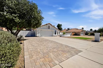 5716 E Estrid Avenue, Scottsdale, AZ 85254 - Photo 1