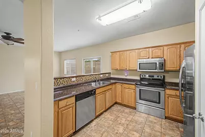 8776 W Dreyfus Drive, Peoria, AZ 85381 - Photo 3