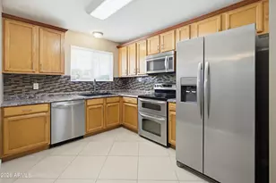 11002 W Connecticut Ave, Sun City, AZ 85351 - Photo 9