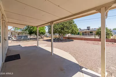 11002 W Connecticut Avenue, Sun City, AZ 85351 - Photo 23