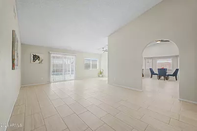 11222 N 77th Avenue, Peoria, AZ 85345 - Photo 5