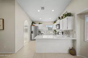 11222 N 77th Ave, Peoria, AZ 85345 - Photo 11