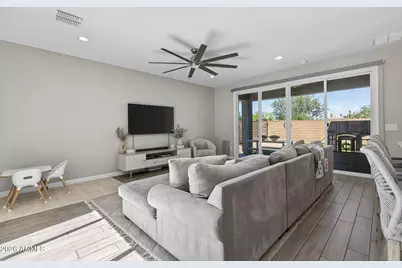 2004 E Park View Lane, Phoenix, AZ 85024 - Photo 9