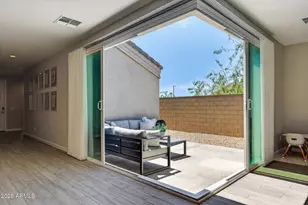 2004 E Park View Ln, Phoenix, AZ 85024 - Photo 15