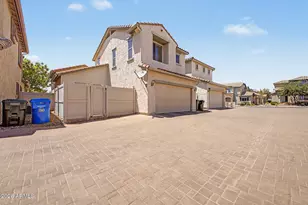 26625 N Babbling Brook Dr, Phoenix, AZ 85083 - Photo 19