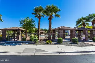 26625 N Babbling Brook Dr, Phoenix, AZ 85083 - Photo 23