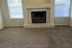 5758 W Drake Ct, Chandler, AZ 85226 - Photo 5