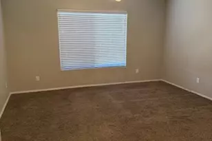 5758 W Drake Ct, Chandler, AZ 85226 - Photo 9