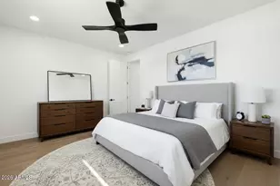 4020 N 32nd Way, Phoenix, AZ 85018 - Photo 19