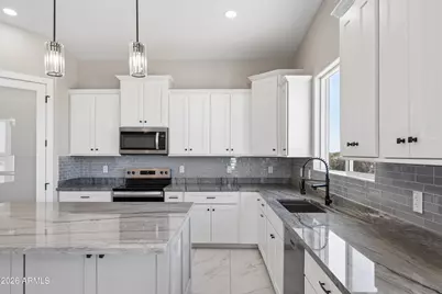 37761 W Montecito Avenue, Tonopah, AZ 85354 - Photo 3