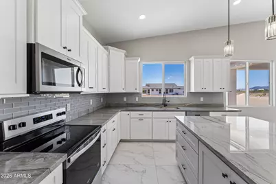 37761 W Montecito Avenue, Tonopah, AZ 85354 - Photo 13
