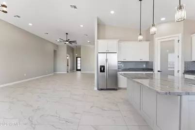 37761 W Montecito Avenue, Tonopah, AZ 85354 - Photo 13
