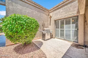 9701 W Oraibi Dr, Peoria, AZ 85382 - Photo 31