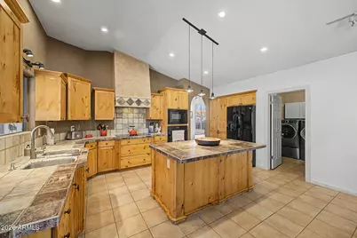 10518 E Terra Drive, Scottsdale, AZ 85258 - Photo 11