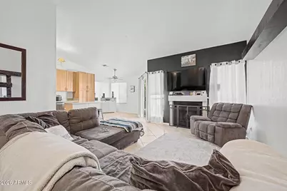 6032 E Ivy Street, Mesa, AZ 85205 - Photo 7