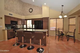 1227 E Glenhaven Dr, Phoenix, AZ 85048 - Photo 5