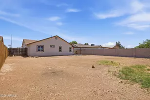 3414 N 69th Dr, Phoenix, AZ 85033 - Photo 23