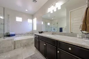 4722 E Cielo Grande Ave, Phoenix, AZ 85050 - Photo 11