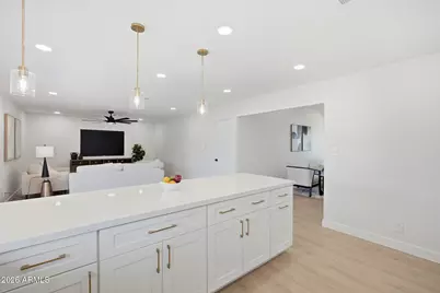907 W Straford Drive, Chandler, AZ 85225 - Photo 9