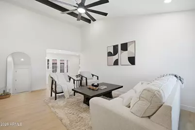 907 W Straford Drive, Chandler, AZ 85225 - Photo 3