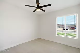 907 W Straford Dr, Chandler, AZ 85225 - Photo 13