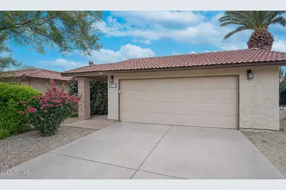 5217 E Tunder Circle, Phoenix, AZ 85044 - Photo 1
