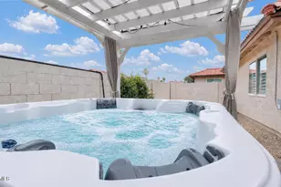 5217 E Tunder Cir, Phoenix, AZ 85044 - Photo 17