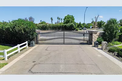 2677 E Queen Creek Road, Gilbert, AZ 85297 - Photo 125