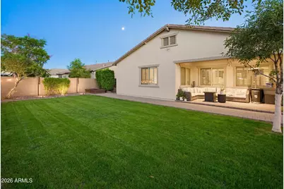 9186 W Louise Drive, Peoria, AZ 85383 - Photo 13