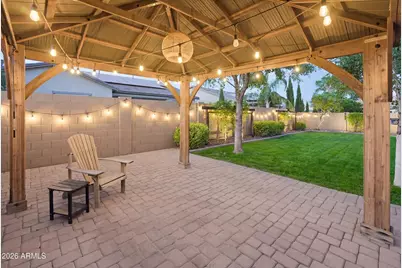 9186 W Louise Drive, Peoria, AZ 85383 - Photo 11
